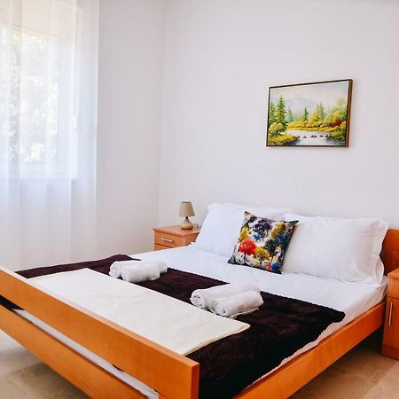 Riva Luxury Apartment อุลซิน ภายนอก รูปภาพ