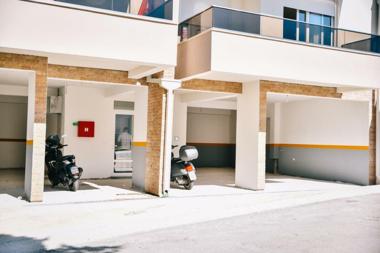 Riva Luxury Apartment อุลซิน ภายนอก รูปภาพ